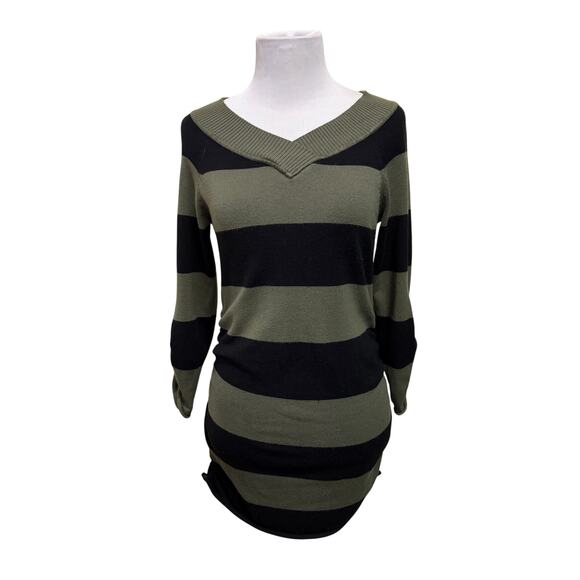 Love Always Sweater Ruched Side/Sleeve Wide V-Neck Olive Green and Black Size M - Picture 1 of 8